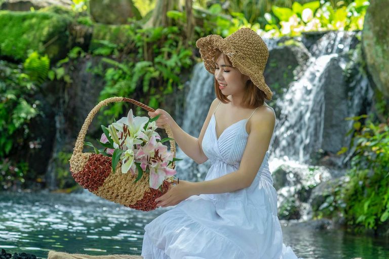 7 Stylish Outfit Ideas for Tropical Climates