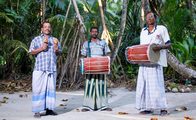 The Traditional Lungi: From Humble Attire to Sartorial Style